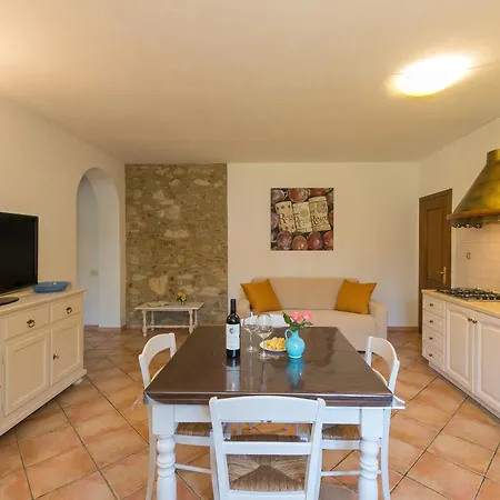 Podere Nuti - 3 Vallino Cecina (Livorno)
